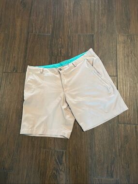 Magellan Outdoors Beige Shorts with Teal Accent Waistband